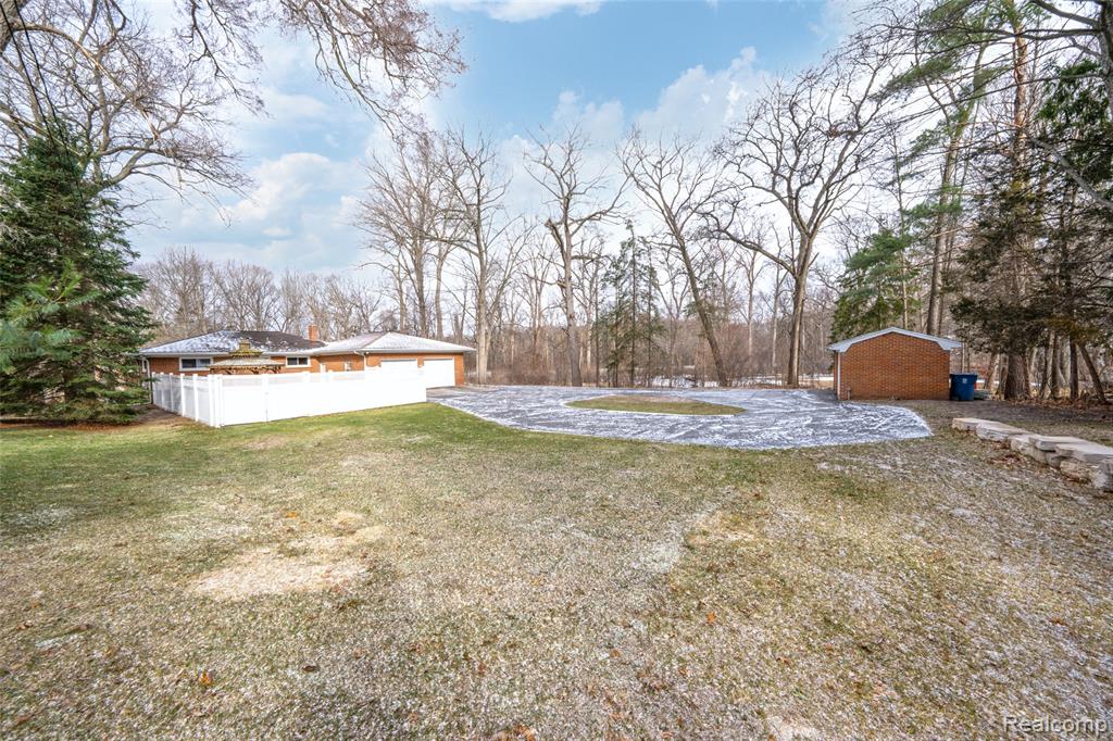 531 Oxbow Lake Road, White Lake, MI — Photo 26