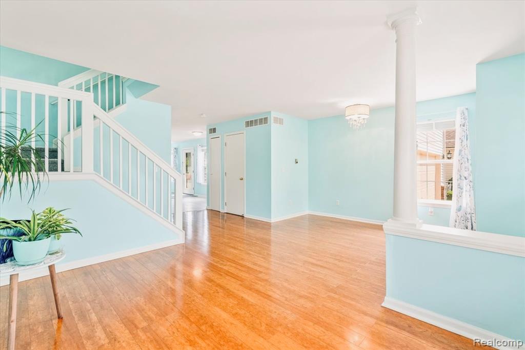 7329 Greenfield Street, Ypsilanti, MI 48197 — Photo 4