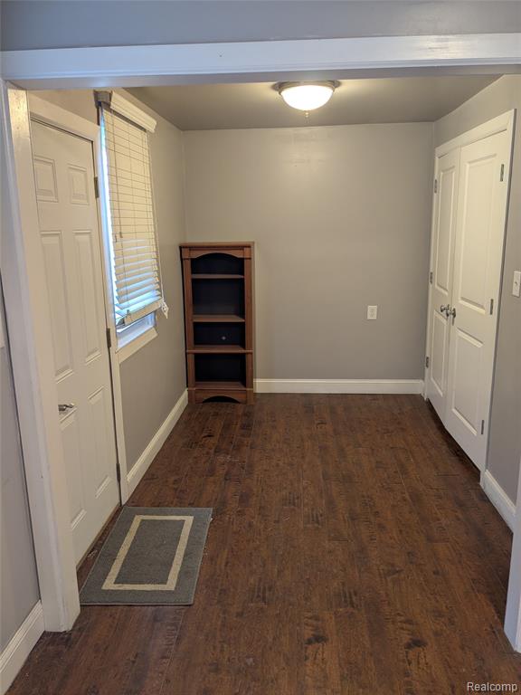 4115 Wayland Court, Inkster, MI 48141 — Photo 7
