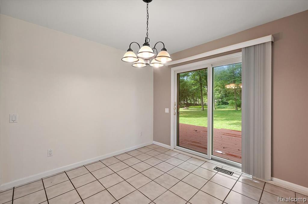 8809 Arlington Street, White Lake, MI — Photo 30