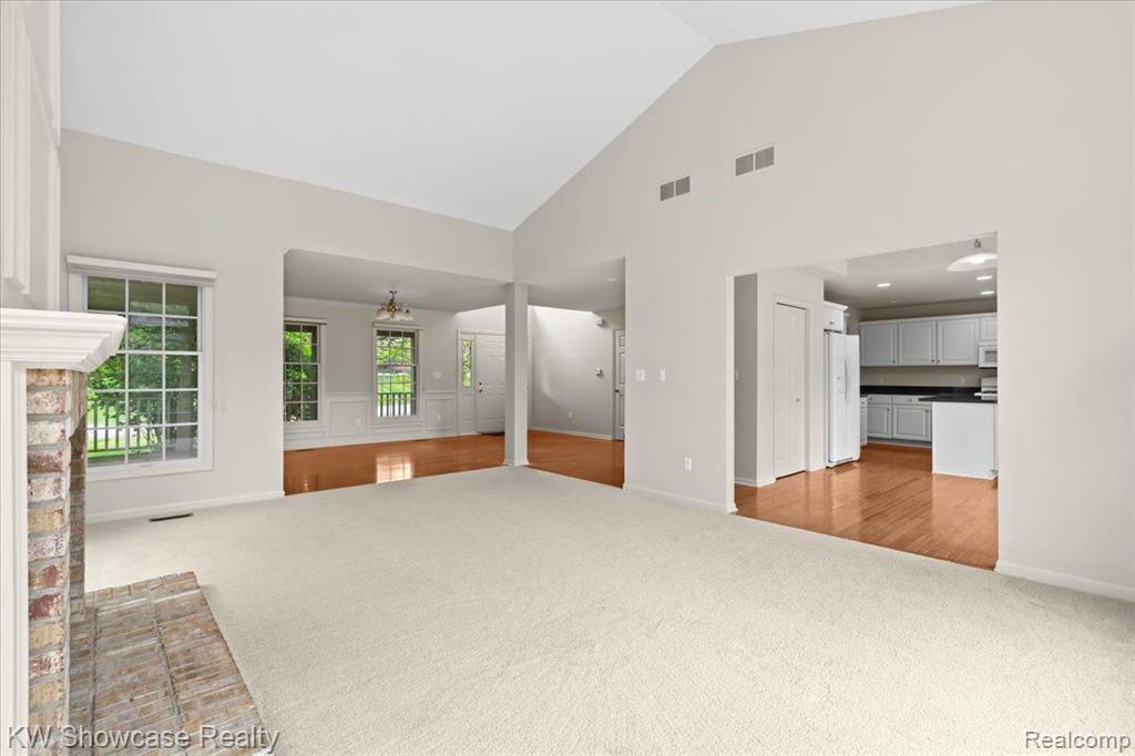 4870 LYTHAM Lane, Ann Arbor, MI 48103 — Photo 11