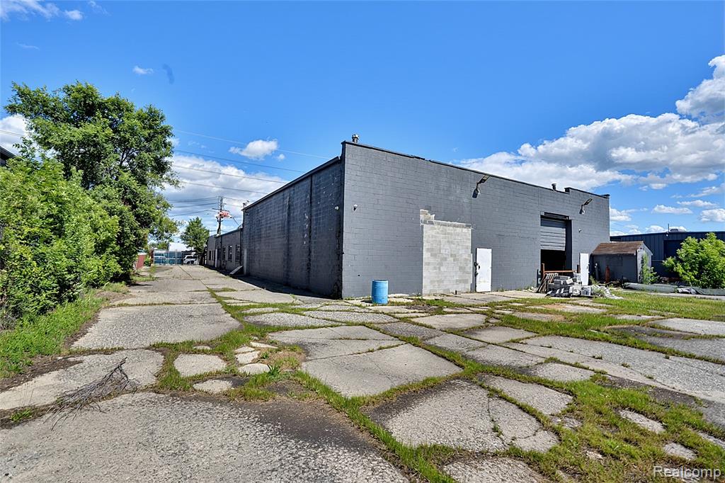 12925 Auburn Street, Detroit, MI 48223 — Photo 19