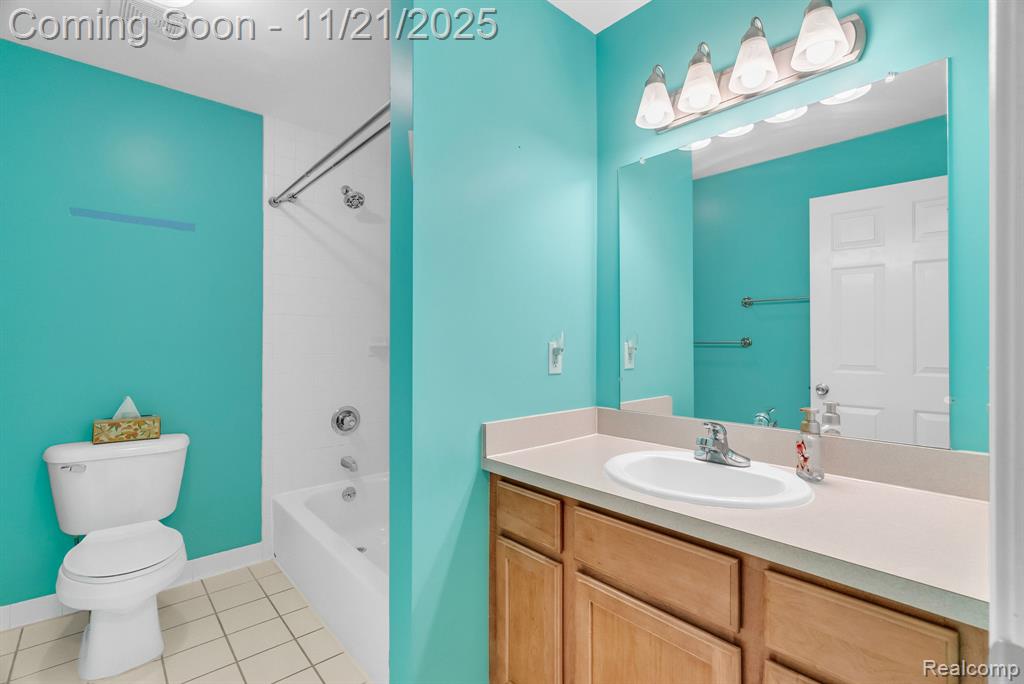 8224 Mary Ann Avenue, Shelby Twp, MI 48317 — Photo 24