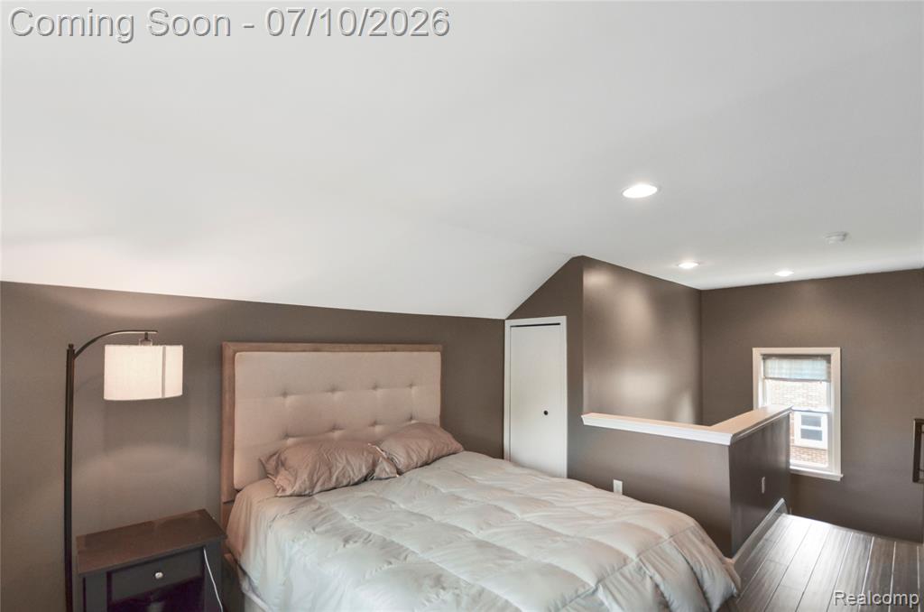 29067 Milton Avenue, Madison Heights, MI 48071 — Photo 23