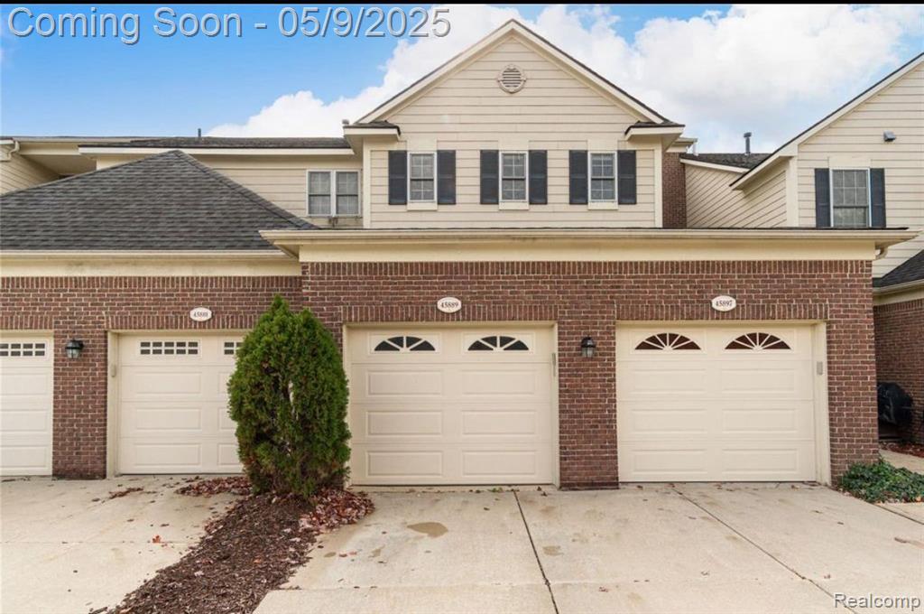45889 GRAYSTONE Lane, Canton, MI 48187 — Photo 9