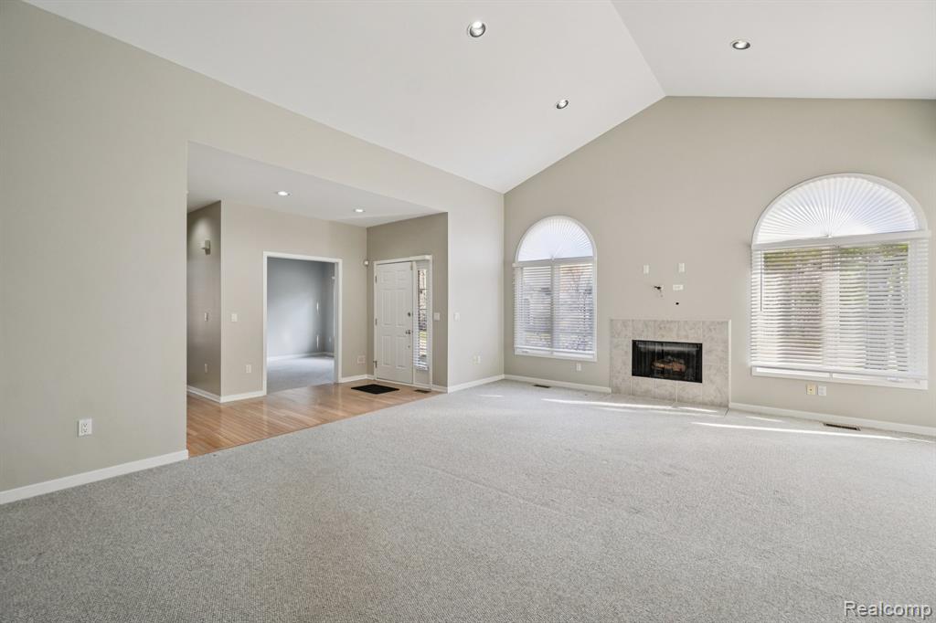 7366 Crackling Creek Circle, 1, West Bloomfield, MI — Photo 5