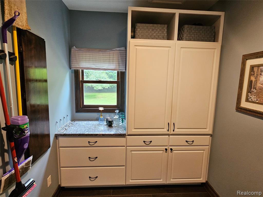 8499 Bishop Road, Brighton, MI 48116 — Photo 25