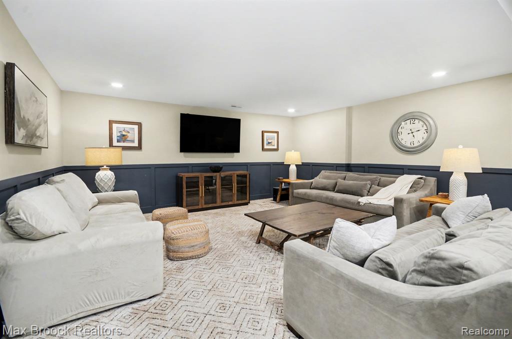 668 Pinery Boulevard, Lake Orion, MI 48362 — Photo 41