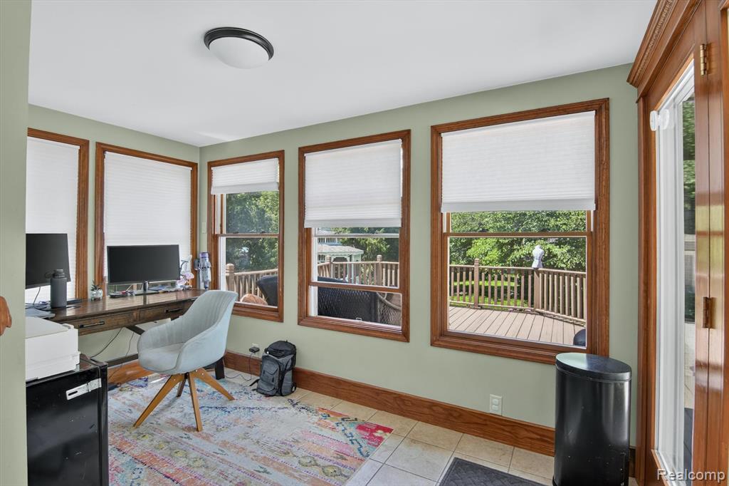 315 E Michigan Avenue, Saline, MI 48176 — Photo 15