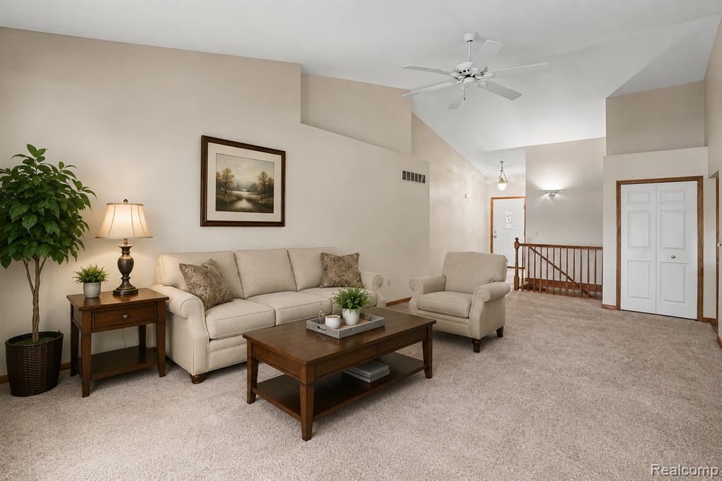 50829 Raintree Circle, New Baltimore, MI 48047 — Photo 5