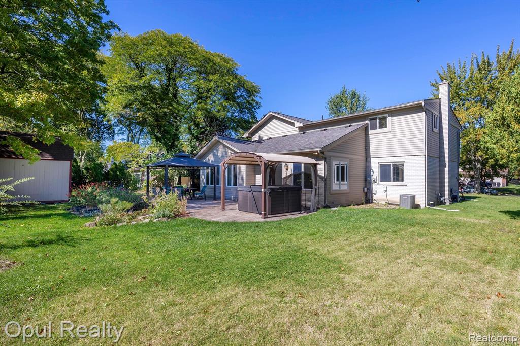 8469 CONCORD Road, Grosse Ile, MI 48138 — Photo 29