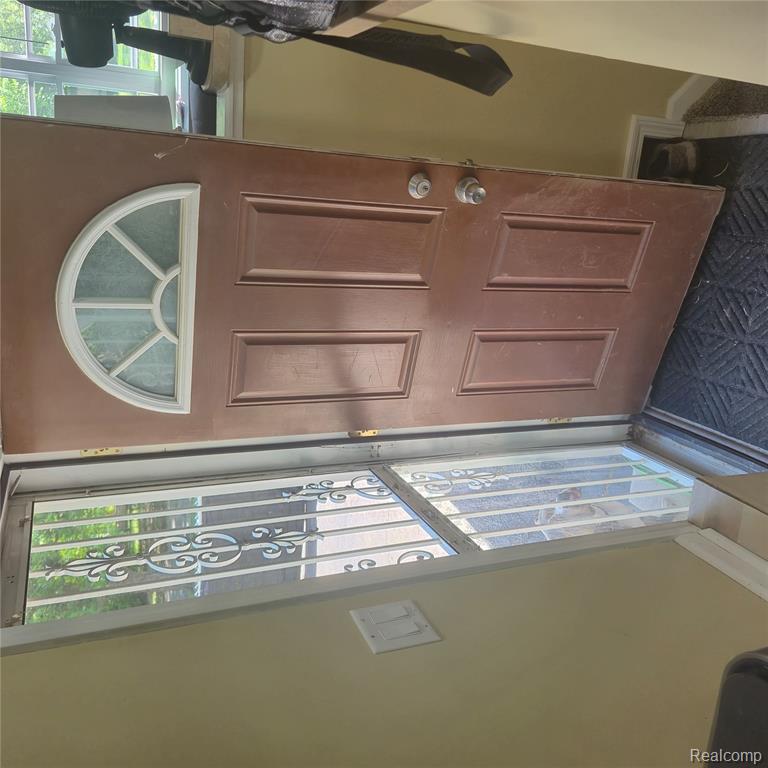 822 Crawford Street, Flint, MI 48507 — Photo 17