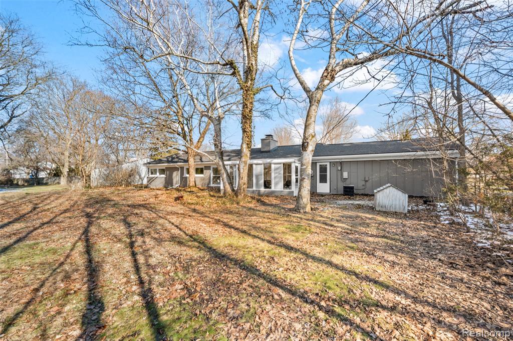 7260 Cottonwood, West Bloomfield, MI — Photo 8