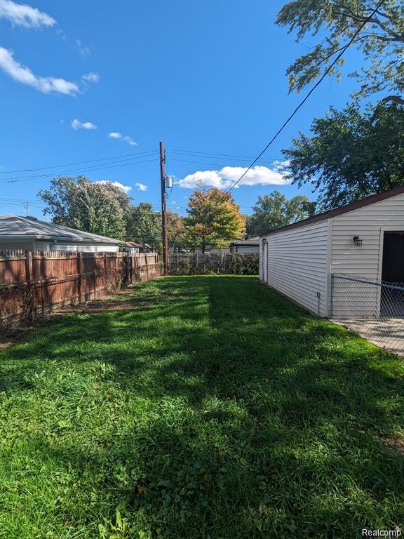 5113 Glenis Street, Dearborn Heights, MI 48125 — Photo 2