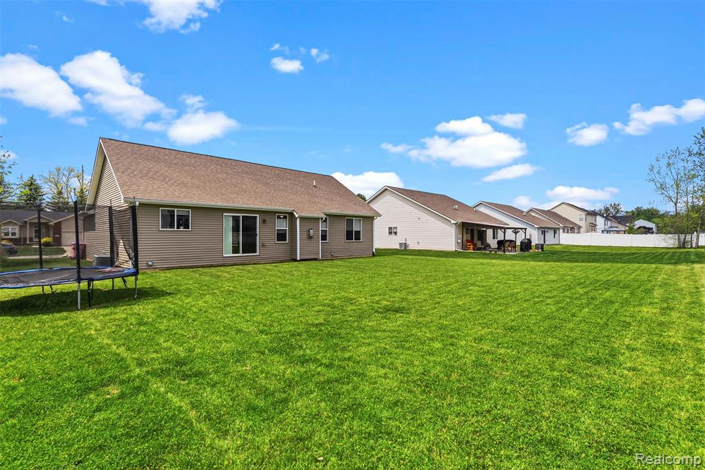 2261 Legacy Drive, Burton, MI 48519 — Photo 26
