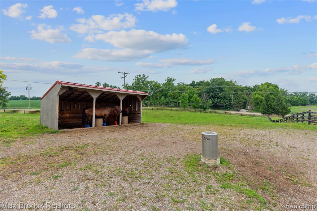 4536 Crandall Road, Howell, MI 48855 — Photo 77