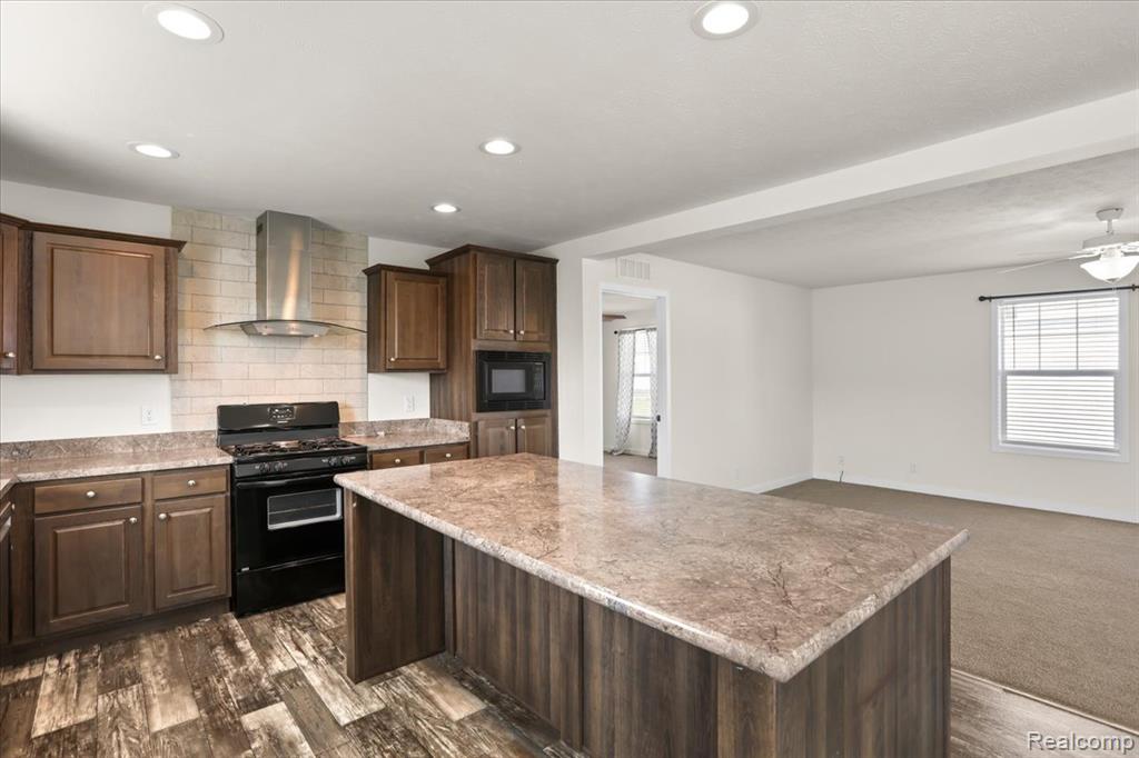 57572 Miller Court, Lenox, MI 48048 — Photo 3