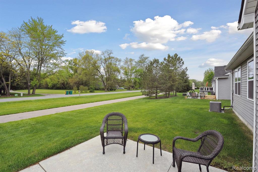 6912 Sweet Water Drive, Ypsilanti, MI 48197 — Photo 29