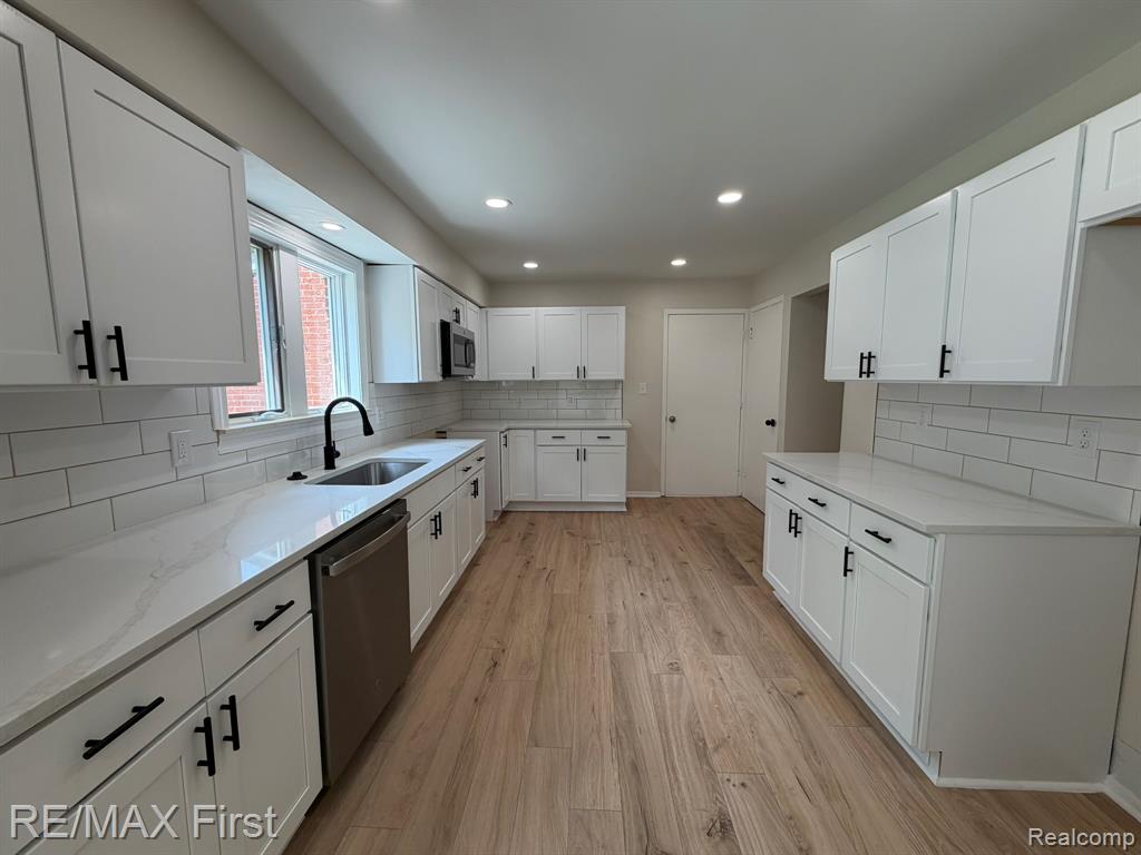 23736 Kim Drive, Clinton Twp, MI 48035 — Photo 5