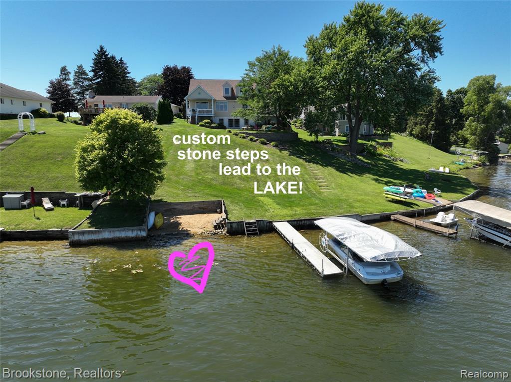 9317 Ridge Road, Goodrich Vlg, MI — Photo 14