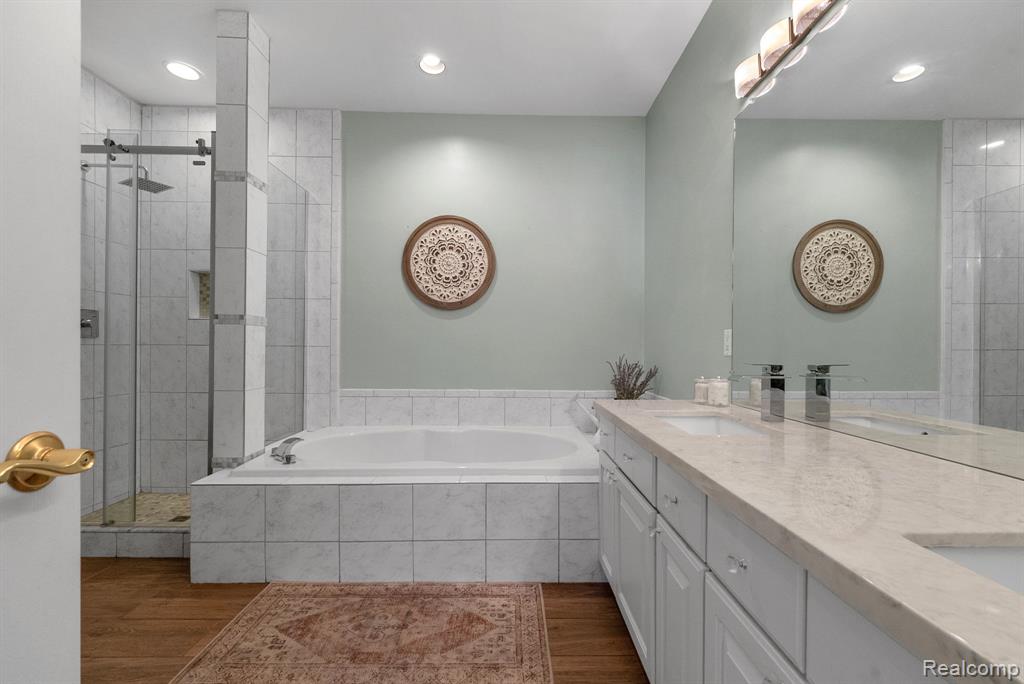 16729 Lyonhurst Circle, Northville, MI 48168 — Photo 38