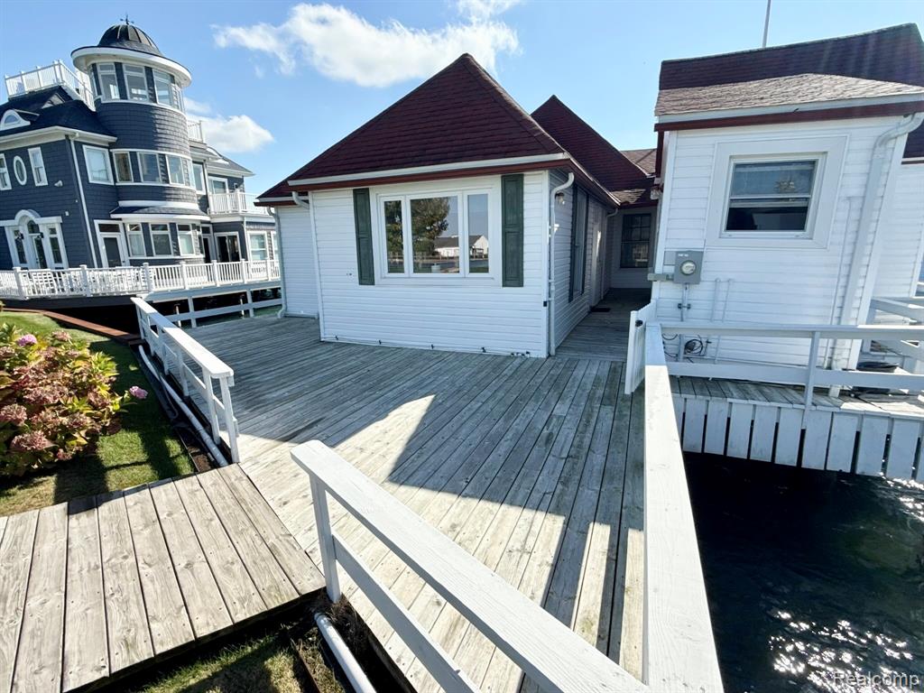 9963 S Channel Dr, MI 48028 — Photo 47