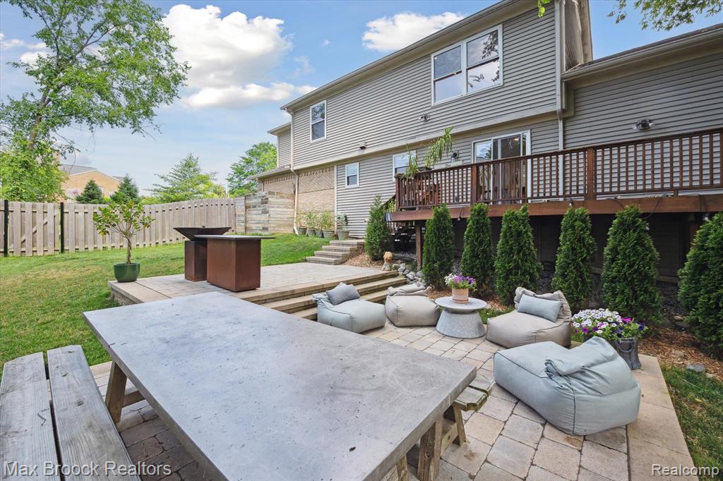 5745 Eastman Boulevard, West Bloomfield, MI 48323 — Photo 52