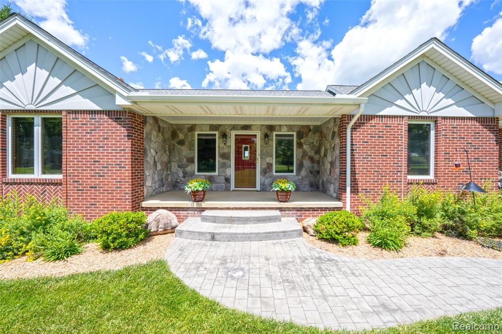 5233 Crawford Road, Dryden, MI 48428 — Photo 4