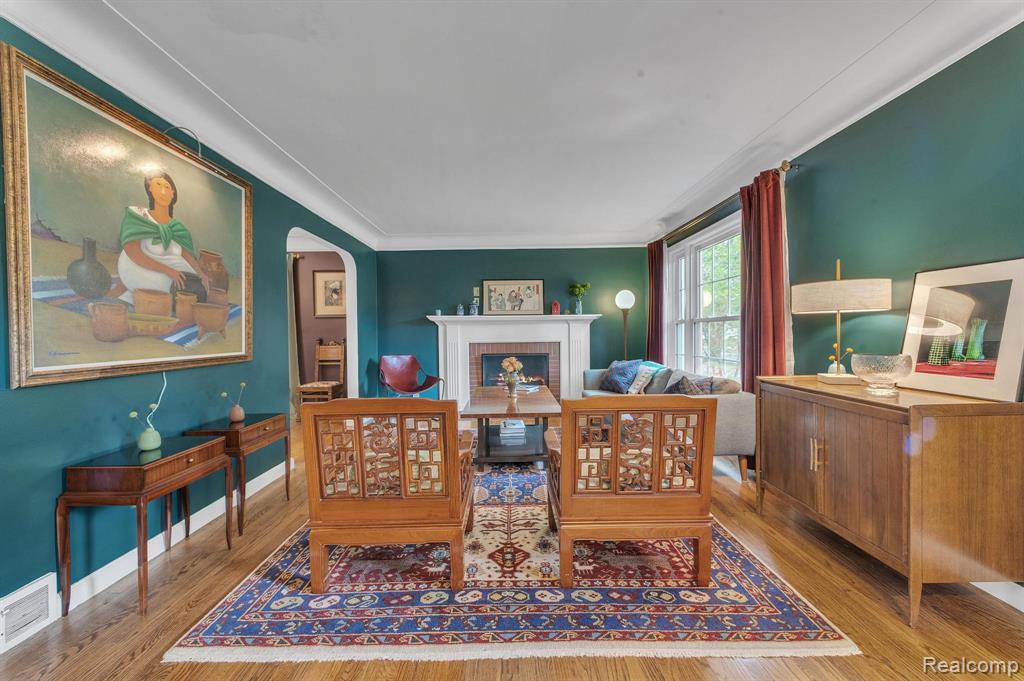 421 Maison Road, Grosse Pointe Farms, MI 48236 — Photo 8