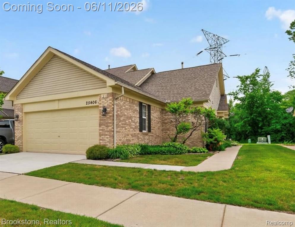 25406 Willowbrook Court, Flat Rock, MI 48134