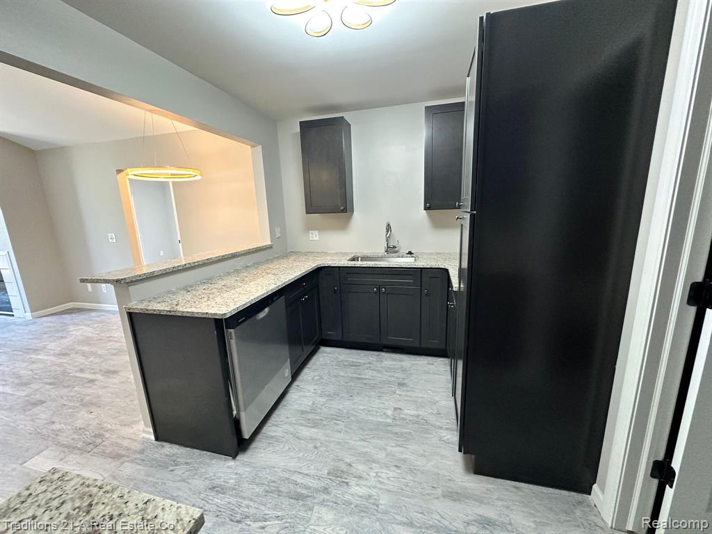 52099 HEATHERSTONE Avenue, Macomb, MI 48042 — Photo 10