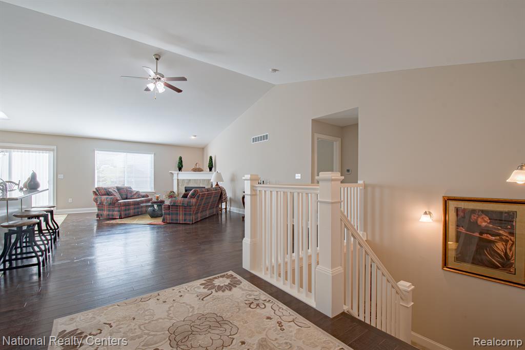 471 HOSTA, Howell, MI 48843 — Photo 7