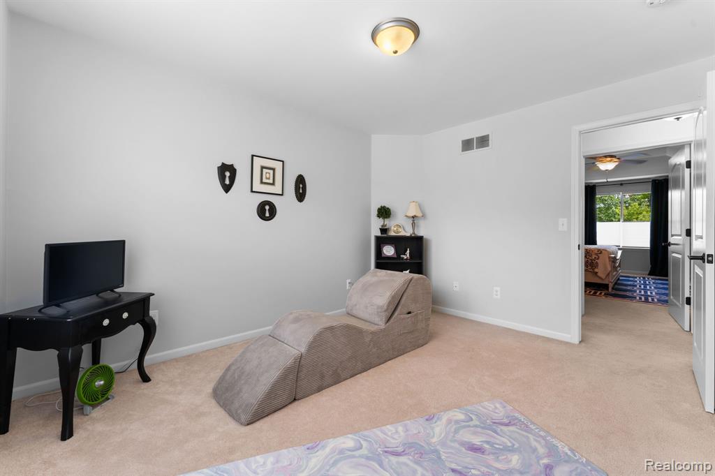 613 Olivia Drive, Milford, MI 48381 — Photo 34