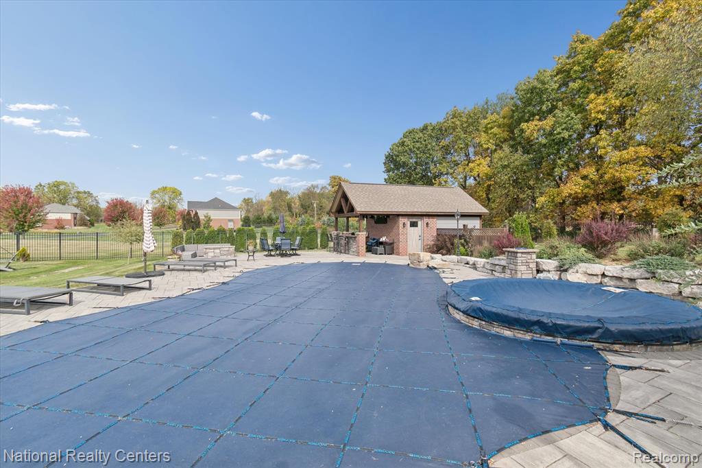 9888 Meadow View Court, Northville, MI 48167 — Photo 63