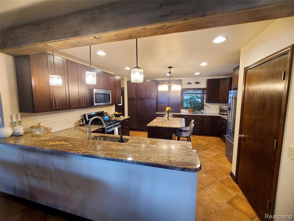 9568 Buckingham Street, White Lake, MI — Photo 9