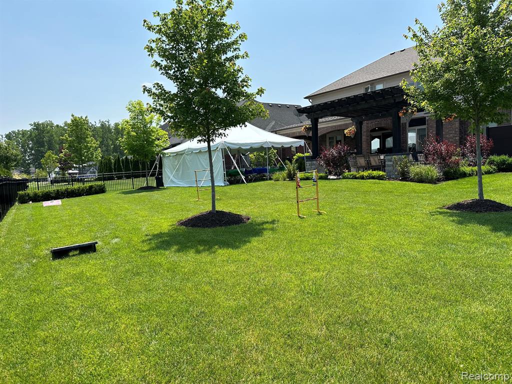 54678 BLACK HILLS Lane, Utica, MI 48316 — Photo 61