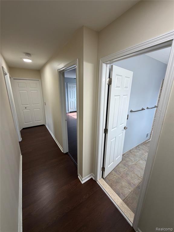 24489 Riverview Lane, Novi, MI — Photo 21