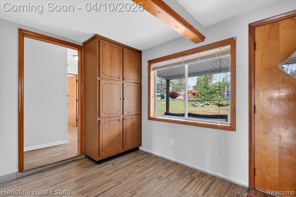636 Thompson Lake Avenue, Howell, MI 48843 — Photo 8