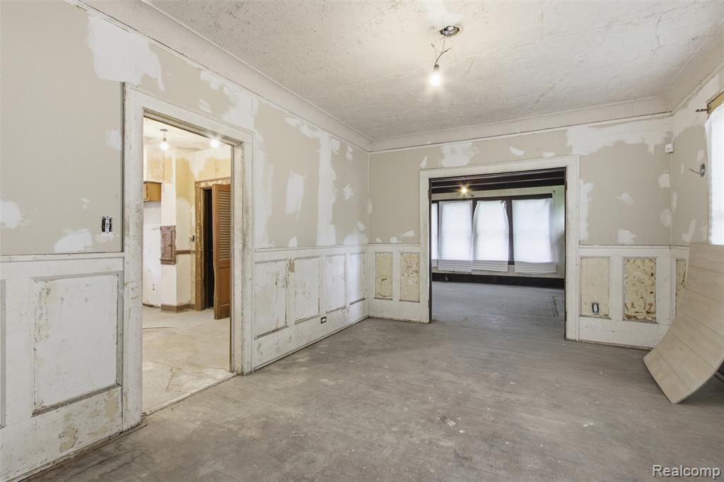 8221 Dexter Avenue, Detroit, MI 48206 — Photo 5