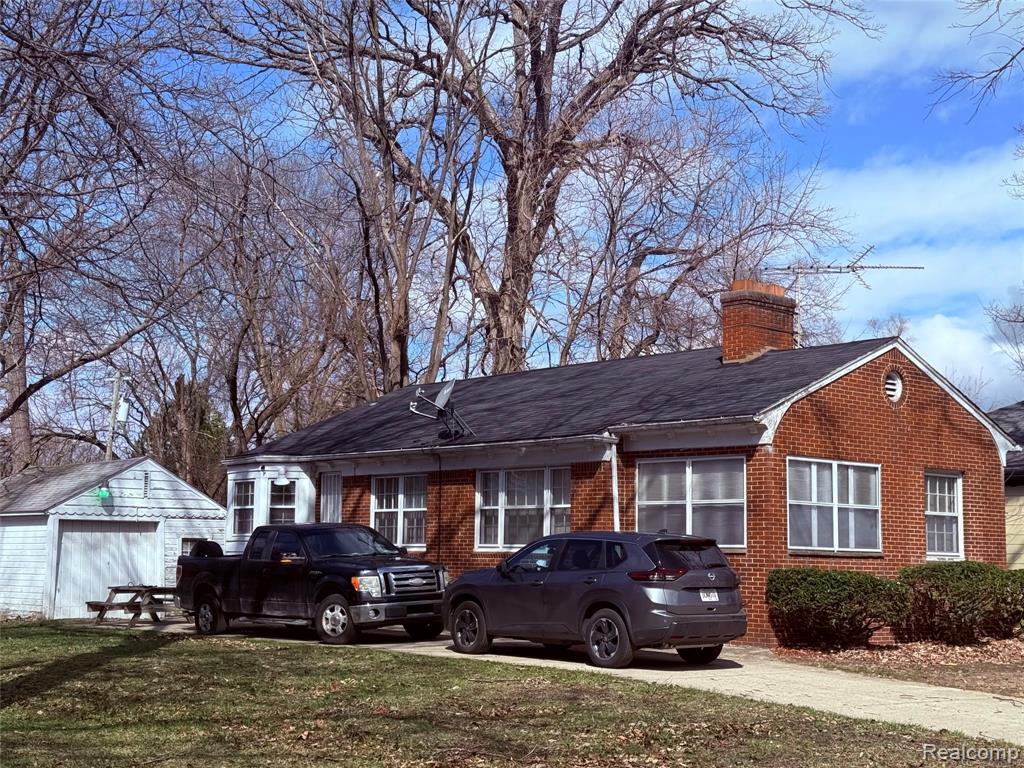 18485 Salem Street - Photo 2