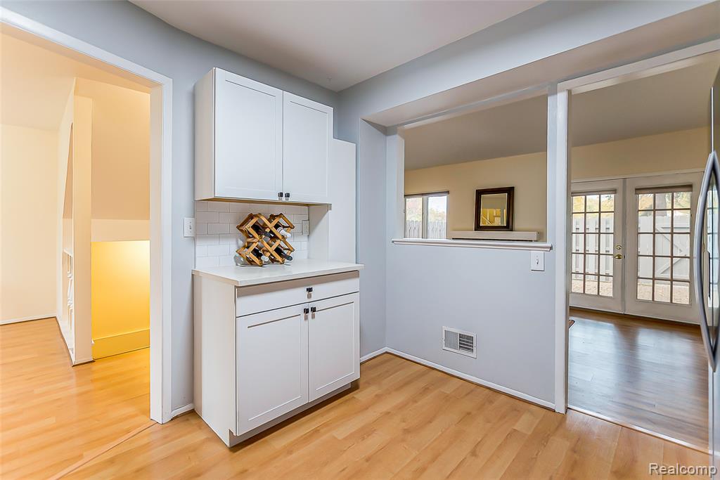 44877 Erin Drive, Plymouth, MI 48170 — Photo 13