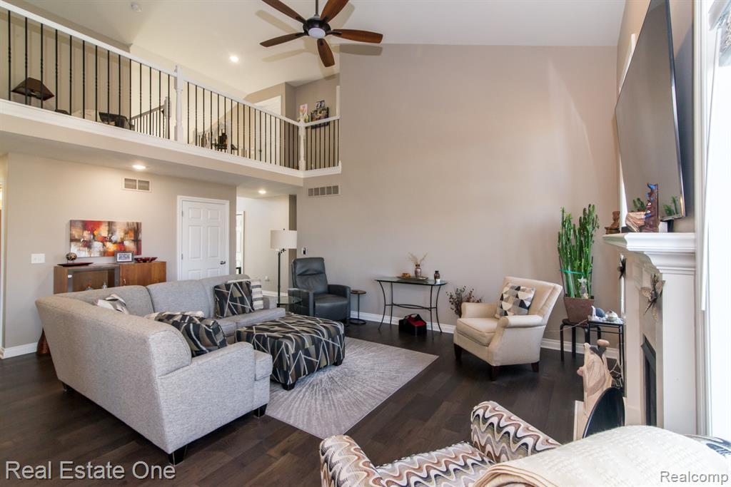 707 6th Street, Fenton, MI 48430 — Photo 11