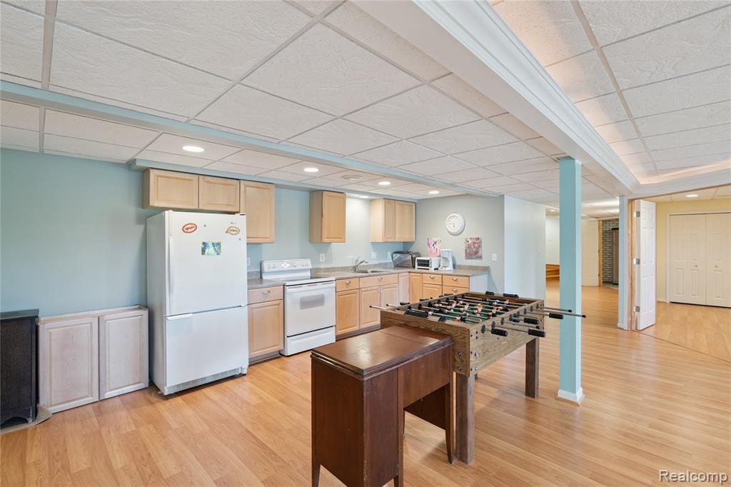 1441 Remsing Street, Hartland, MI 48353 — Photo 36