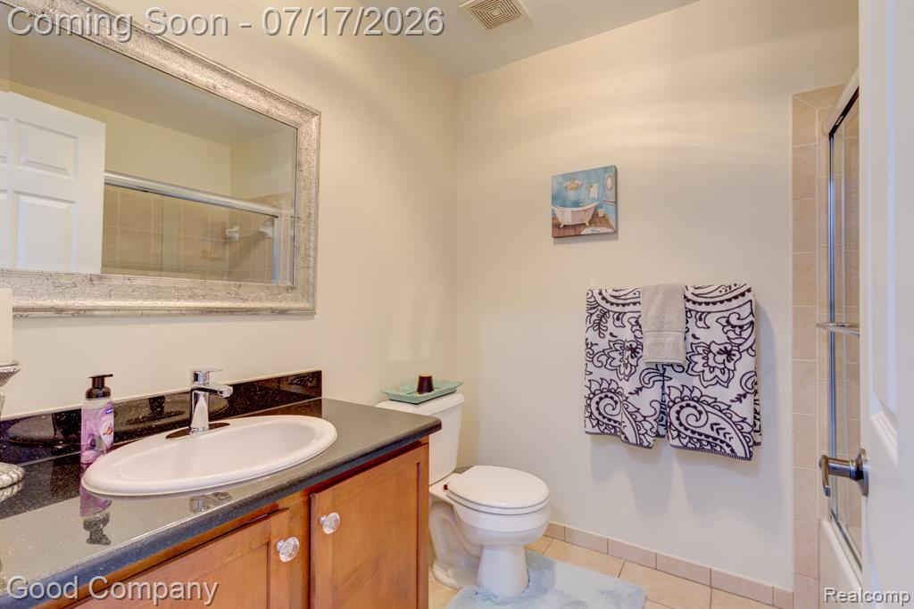 53041 Providence Drive, Utica, MI 48316 — Photo 29