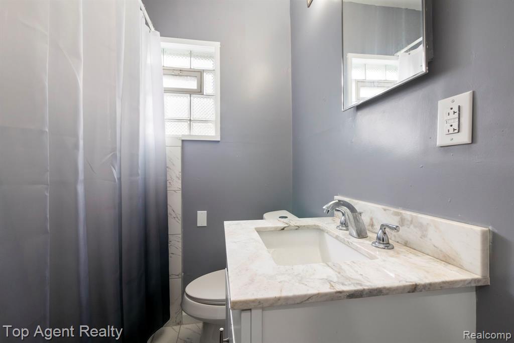 19164 Riopelle Street, Highland Park, MI 48203 — Photo 19