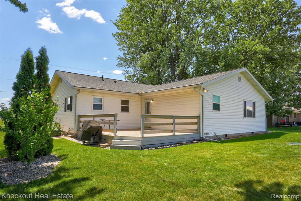 9941 Lange Road, Birch Run, MI 48415 — Photo 35