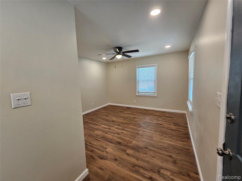 893 Leblanc Street, Lincoln Park, MI 48146 — Photo 8