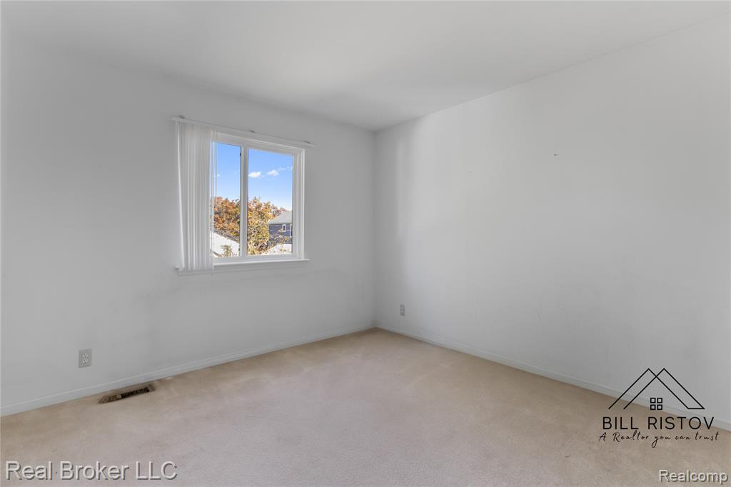 423 Dewey Street, Royal Oak, MI 48067 — Photo 19