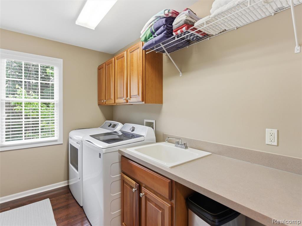 5454 Creekmonte Drive, Rochester, MI 48306 — Photo 40