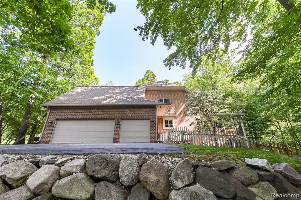 3376 Oak Park Drive, Saline, MI 48176 — Photo 68